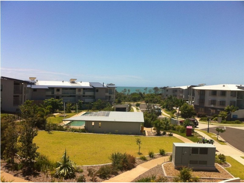 Unit 120 Beaches Village Circuit, Agnes Water QLD 4677