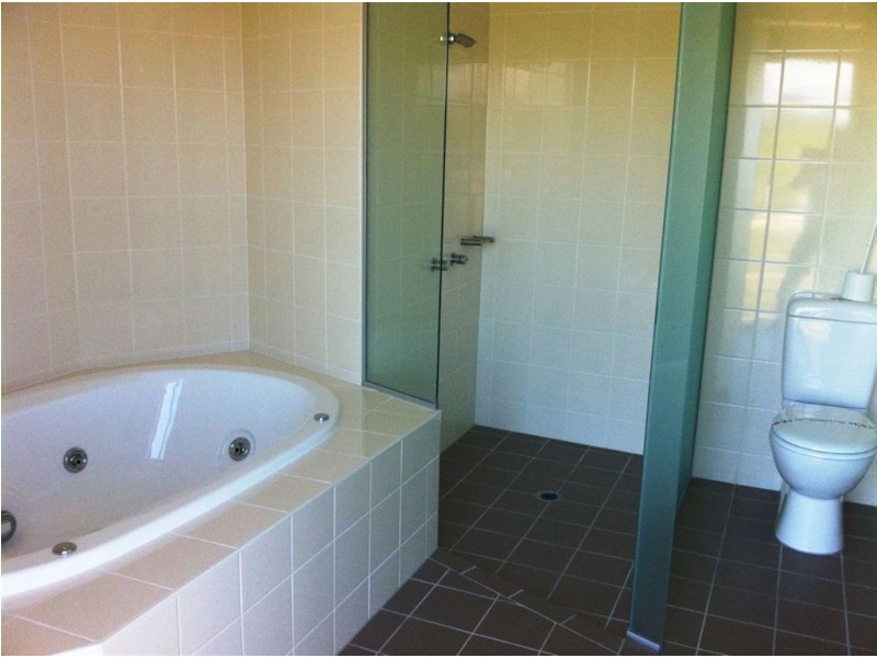 Unit 120 Beaches Village Circuit, Agnes Water QLD 4677