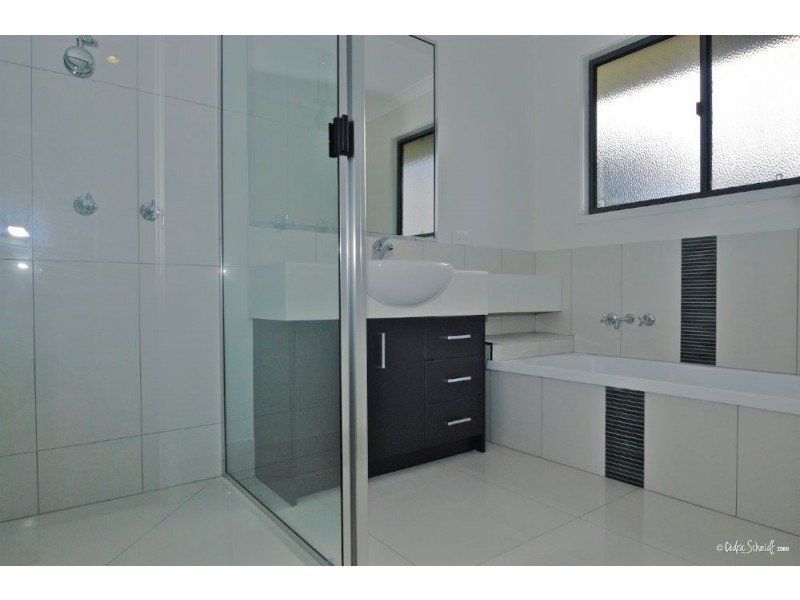 1/19 Starfish Street, Agnes Water QLD 4677
