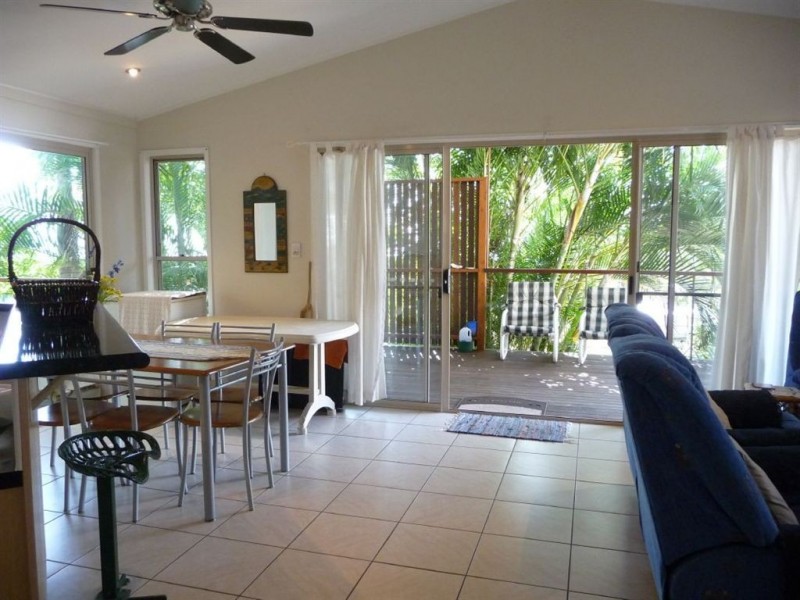 4 Young Nicks Way, Agnes Water QLD 4677