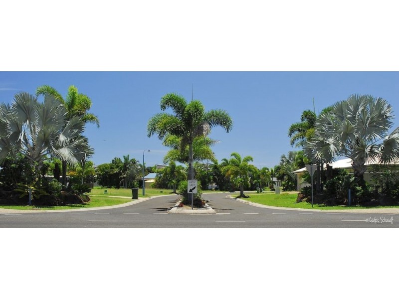 8 Sunset Drive, Agnes Water QLD 4677