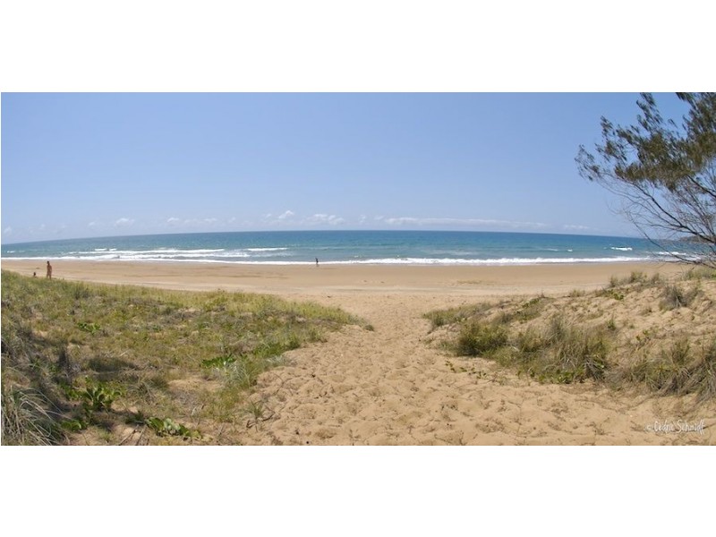 Unit 302 Beaches Village Circuit, Agnes Water QLD 4677