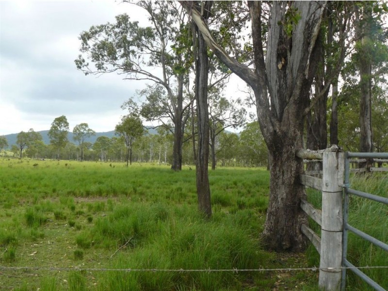 50 Tableland Road, Mount Tom QLD 4677