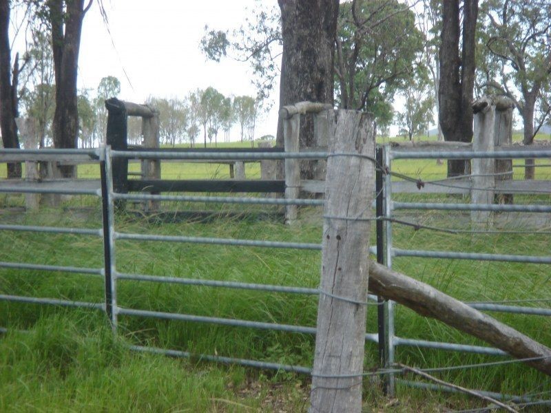 50 Tableland Road, Mount Tom QLD 4677