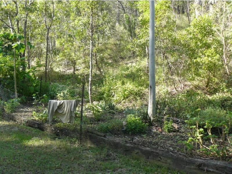 62 Creevey Drive, Captain Creek QLD 4677