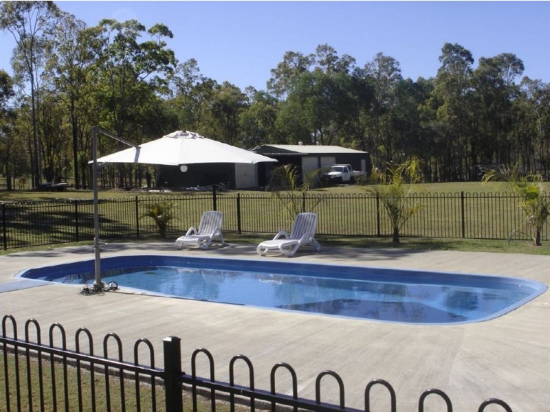 990 Round Hill Road, Captain Creek QLD 4677