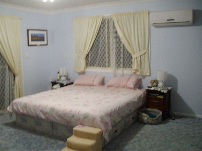 990 Round Hill Road, Captain Creek QLD 4677