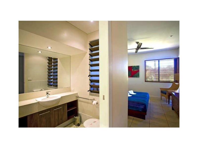 4 Ocean Beach Drive, Agnes Water QLD 4677