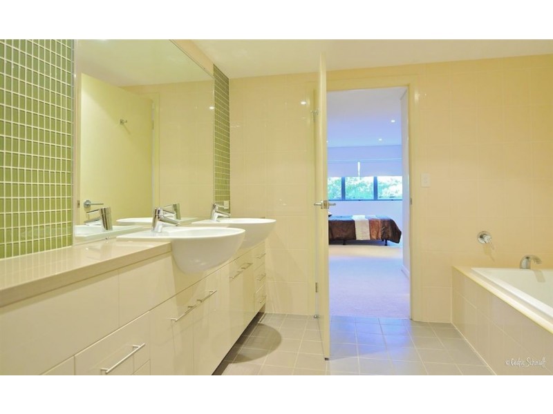 Unit 2 Loka Santi Apartments, Agnes Water QLD 4677