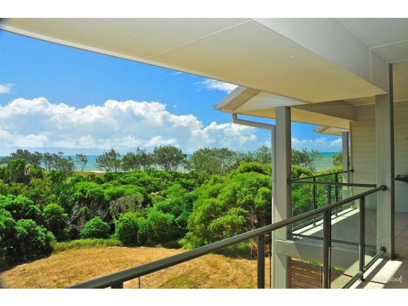 Unit 13 Loka Santi Apartments, Agnes Water QLD 4677