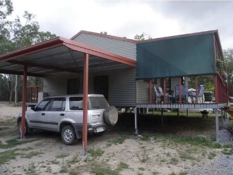 208 Clarke Road, Lowmead QLD 4676