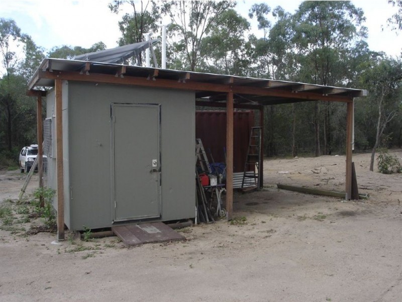 208 Clarke Road, Lowmead QLD 4676