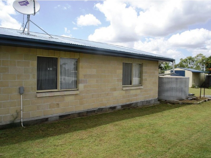 22 Lund Street, Avondale QLD 4670