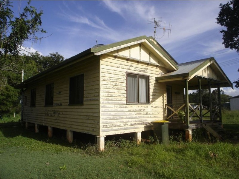 14 Main Street, Yandaran QLD 4673