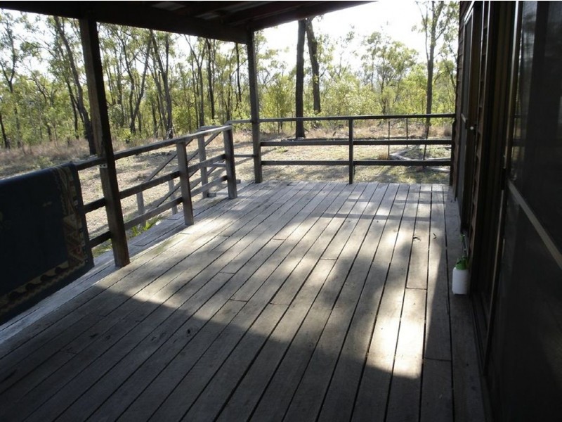 404 Clarke Road, Lowmead QLD 4676
