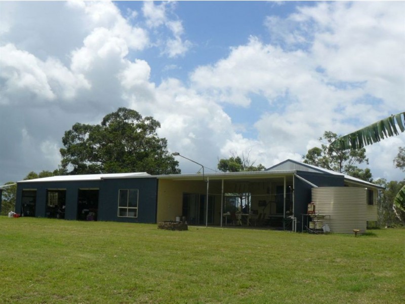 2374 Fingerboard Road, Mount Tom QLD 4677