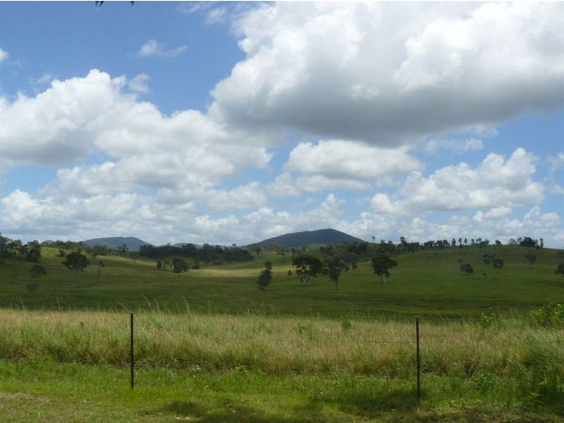 2374 Fingerboard Road, Mount Tom QLD 4677