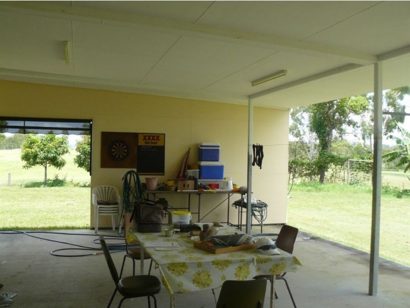 2374 Fingerboard Road, Mount Tom QLD 4677
