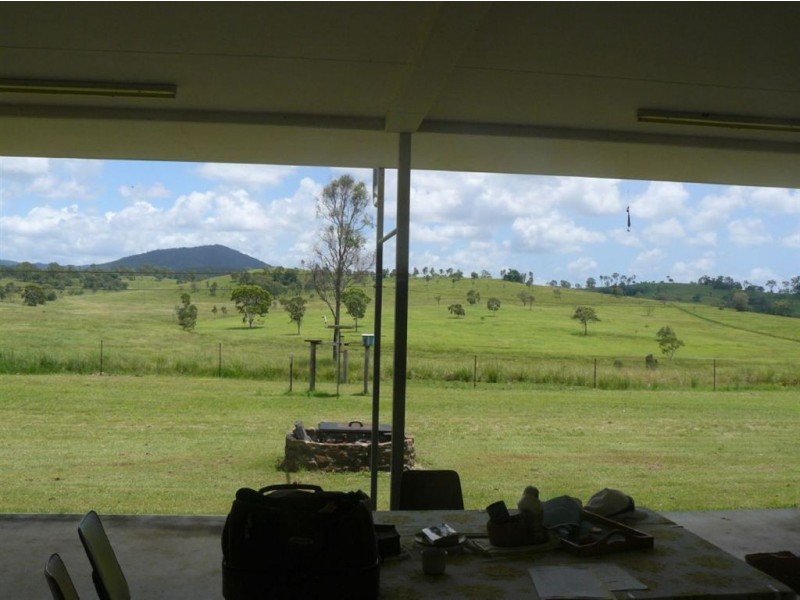 2374 Fingerboard Road, Mount Tom QLD 4677