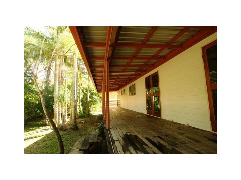 2146 Round Hill Road, Agnes Water QLD 4677