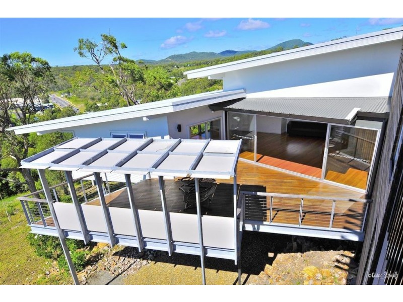 6 Panorama Close, Agnes Water QLD 4677