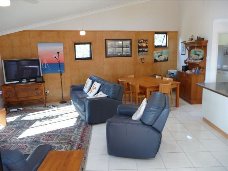 49 Seaspray Drive, Agnes Water QLD 4677