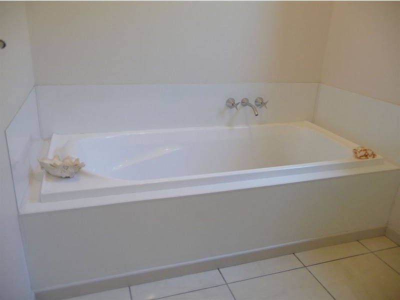 49 Seaspray Drive, Agnes Water QLD 4677