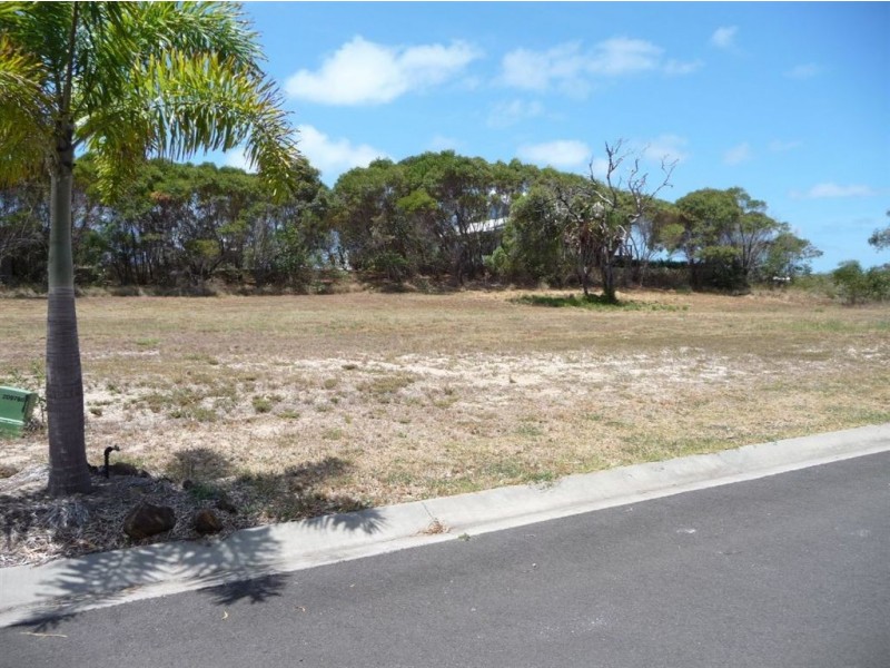 21 Waterfront Drive, Agnes Water QLD 4677