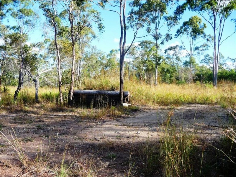 825 Round Hill Road, Captain Creek QLD 4677