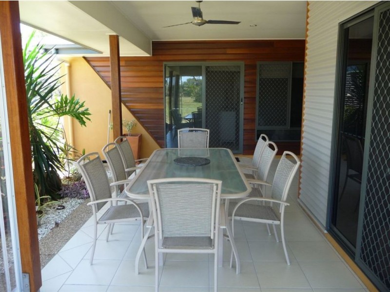 6 Waterfront Drive, Agnes Water QLD 4677