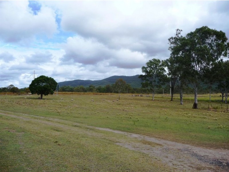 2301 Fingerboard Road, Mount Tom QLD 4677