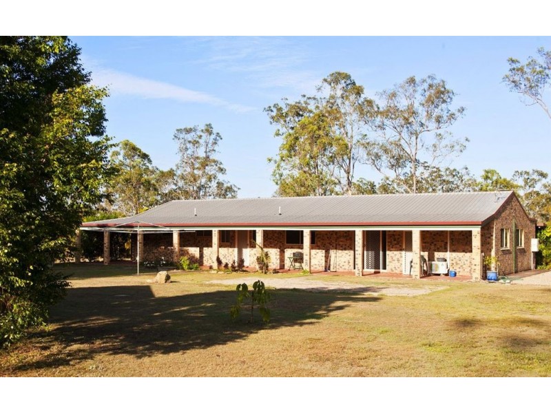 789 Round Hill Road, Captain Creek QLD 4677