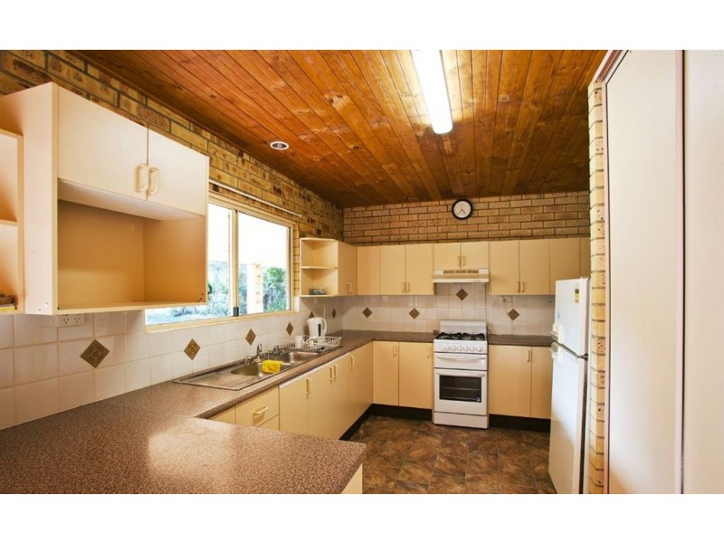 789 Round Hill Road, Captain Creek QLD 4677