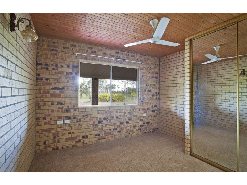 789 Round Hill Road, Captain Creek QLD 4677