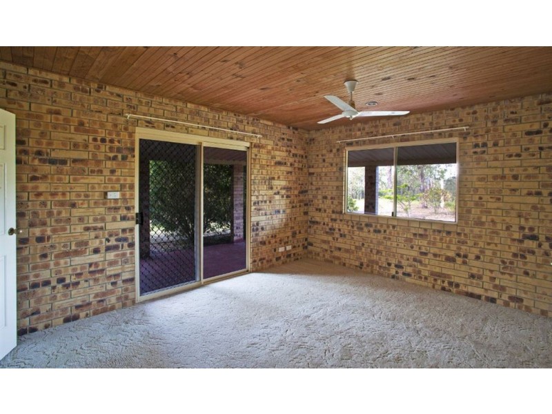 789 Round Hill Road, Captain Creek QLD 4677