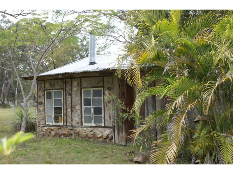 184 Murphy Road, Captain Creek QLD 4677