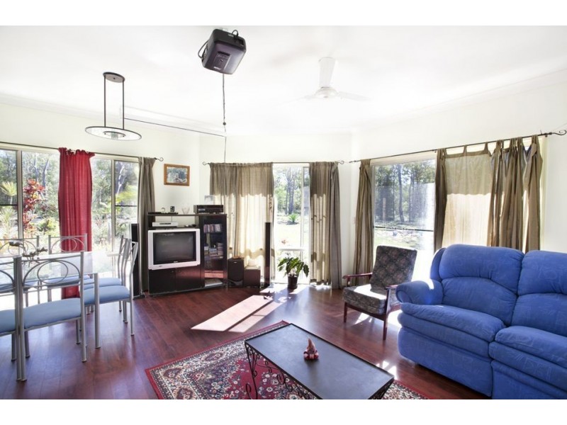184 Murphy Road, Captain Creek QLD 4677