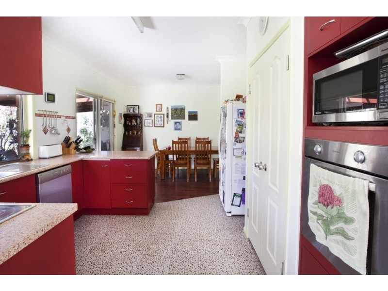184 Murphy Road, Captain Creek QLD 4677