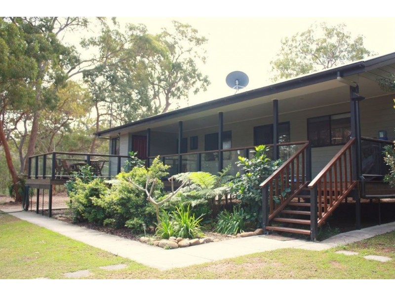122 McGhee Crescent, Agnes Water QLD 4677