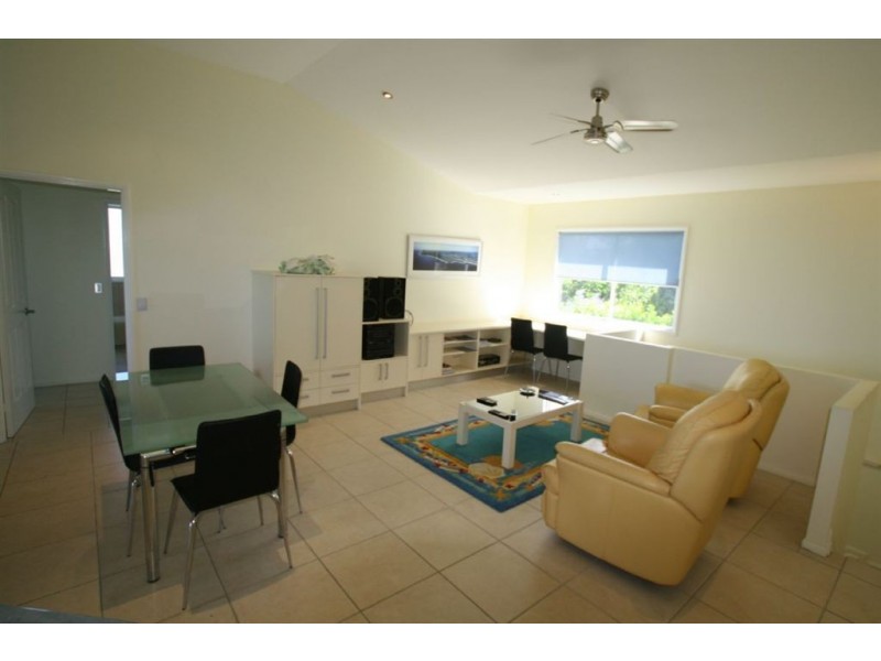 10 Seaspray Drive, Agnes Water QLD 4677