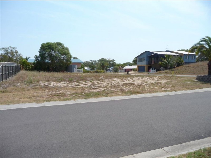 16 Marine Parade, Agnes Water QLD 4677