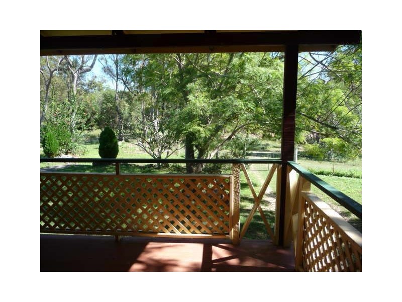 418 Creevey Drive, Captain Creek QLD 4677
