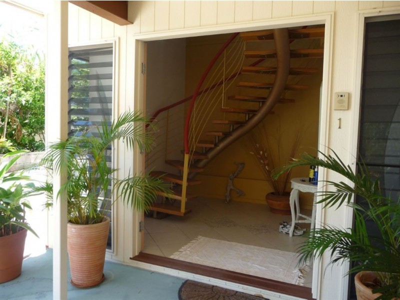 1/7 Webster Court, Agnes Water QLD 4677
