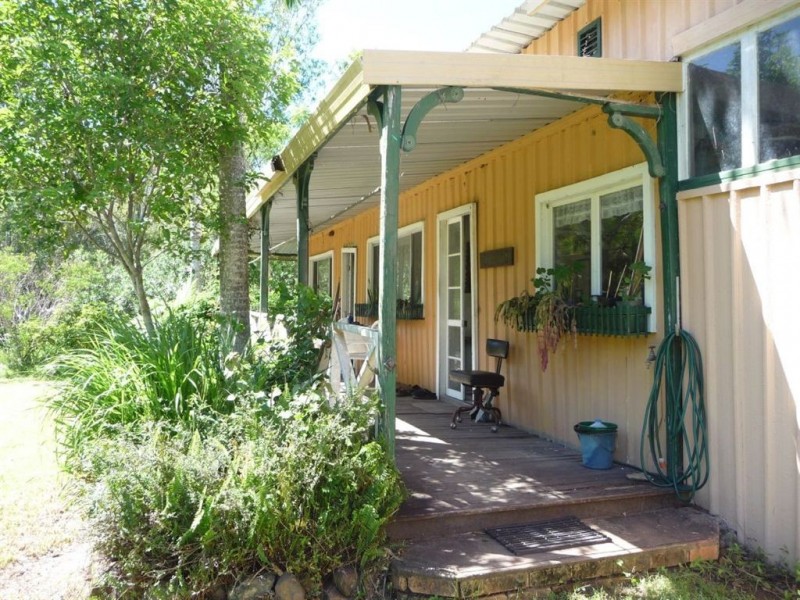 125 Creevey Drive, Captain Creek QLD 4677