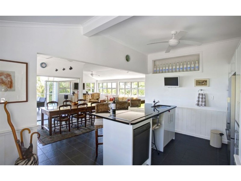 9 Barton Street, Seventeen Seventy QLD 4677