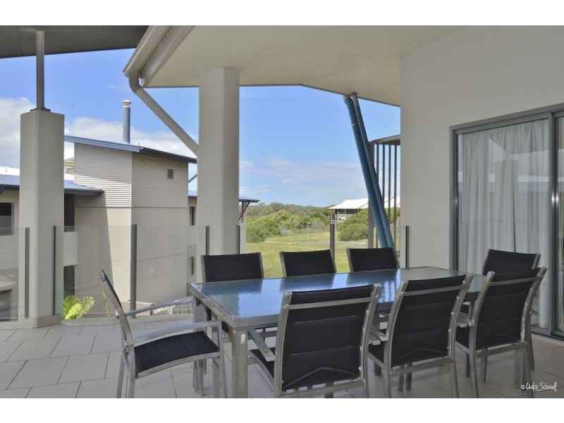 Pavillions/U312 Beaches Village Circuit, Agnes Water QLD 4677