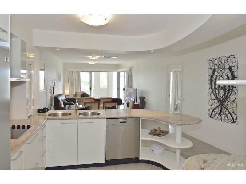 Pavillions/U312 Beaches Village Circuit, Agnes Water QLD 4677