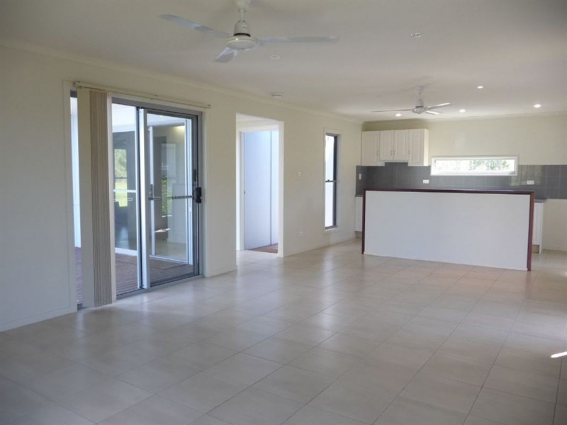 169 Bicentennial Drive, Agnes Water QLD 4677