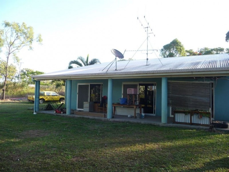 8 to 10 Chalmers Court, Agnes Water QLD 4677