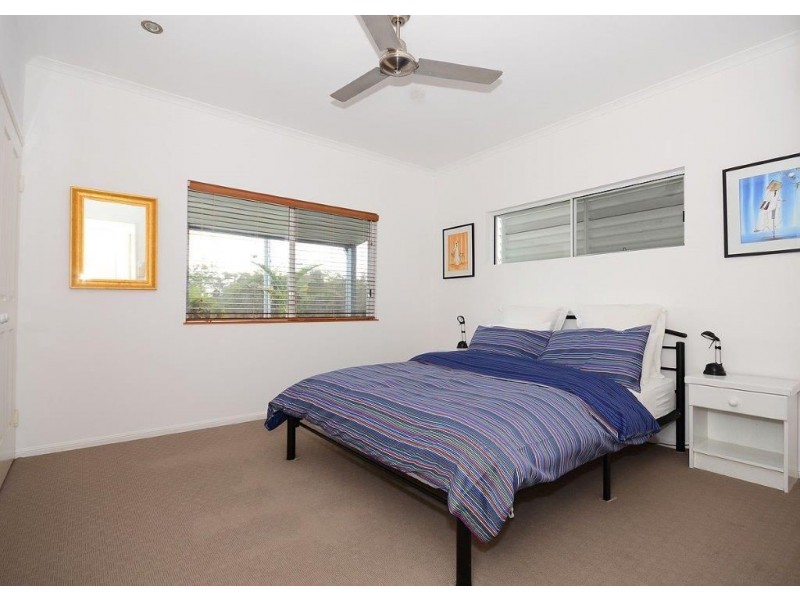 102 Riverview Drive, Burrum Heads QLD 4659